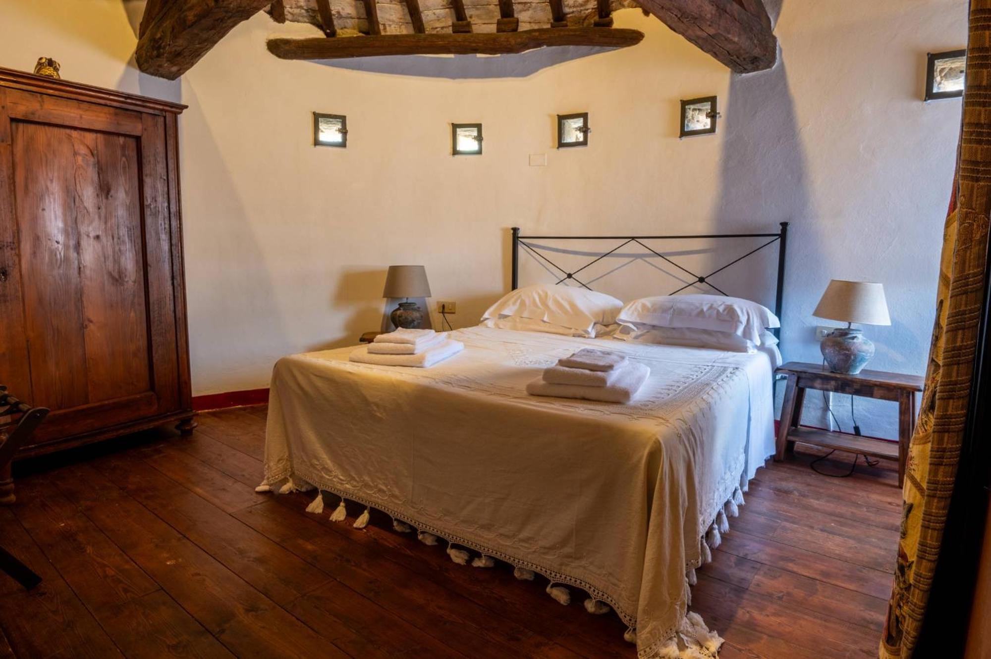 Bed and Breakfast Castello Valenzino Antognola Экстерьер фото