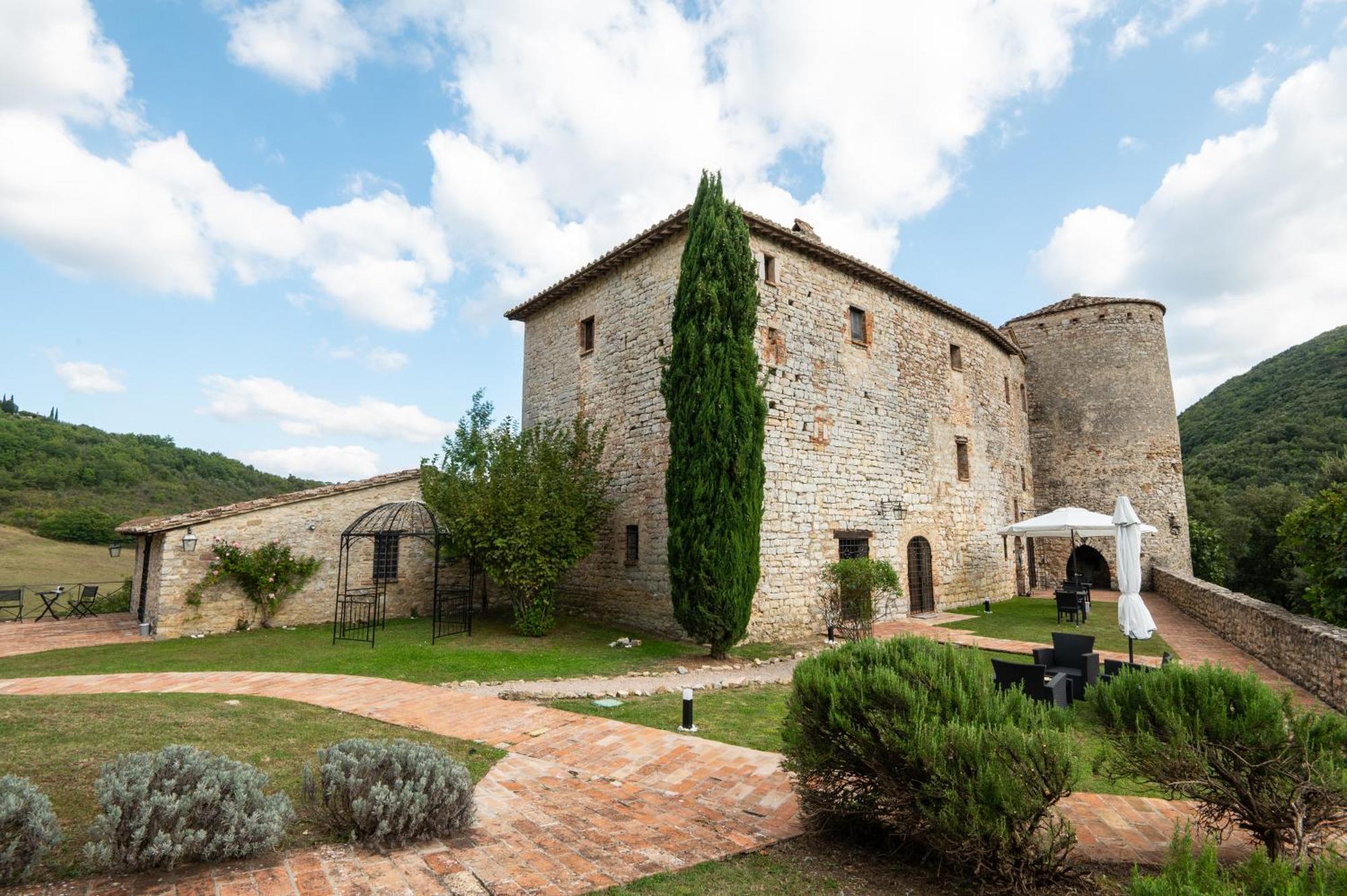 Bed and Breakfast Castello Valenzino Antognola Экстерьер фото